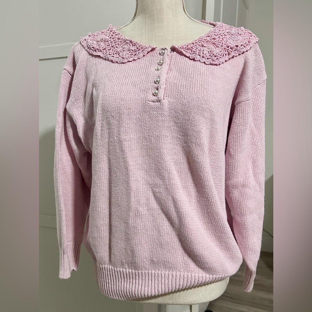 Claudia Barnes Editions Sweater Size 38 - Vintage Pink Lace Collar